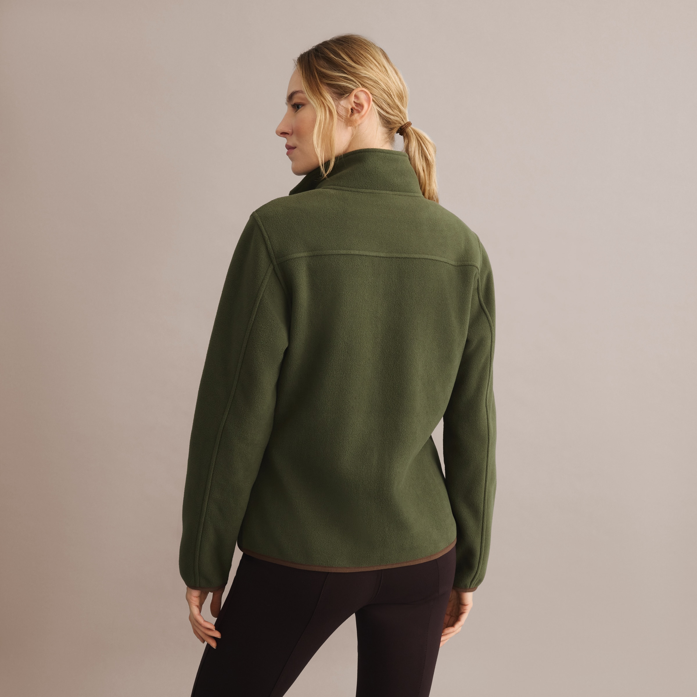 Blusão Básico de Mulher com Forro Polar Verde-4