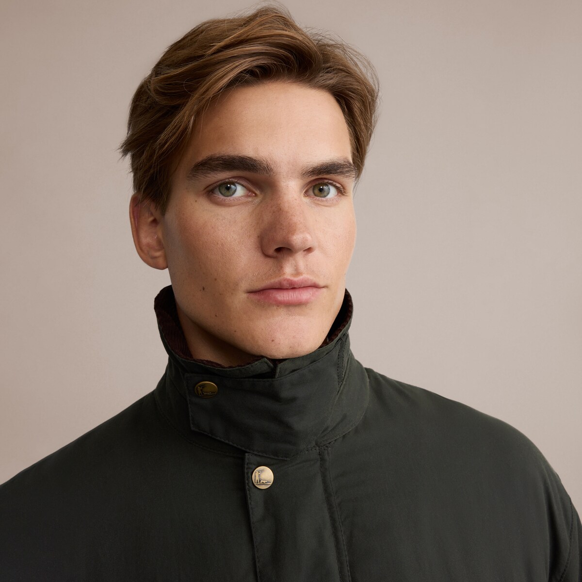 Sobretudo Encerado e Acolchoado Verde-5