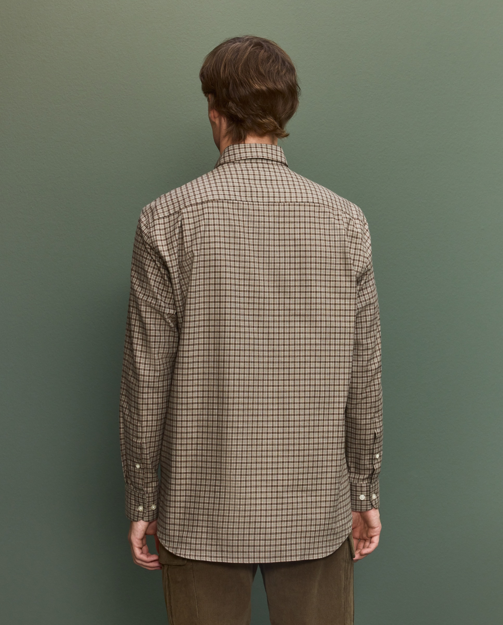 Camisa de Homem aos Quadrados com Fundo Colorido Verde-3