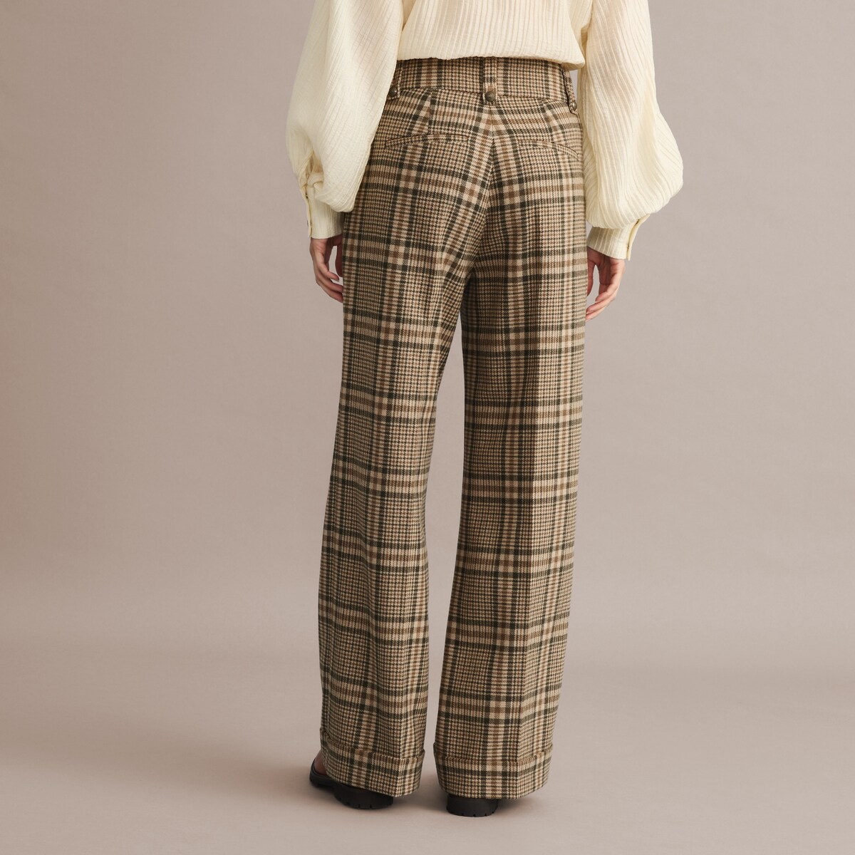 Calças Largas aos Quadrados Verde-4