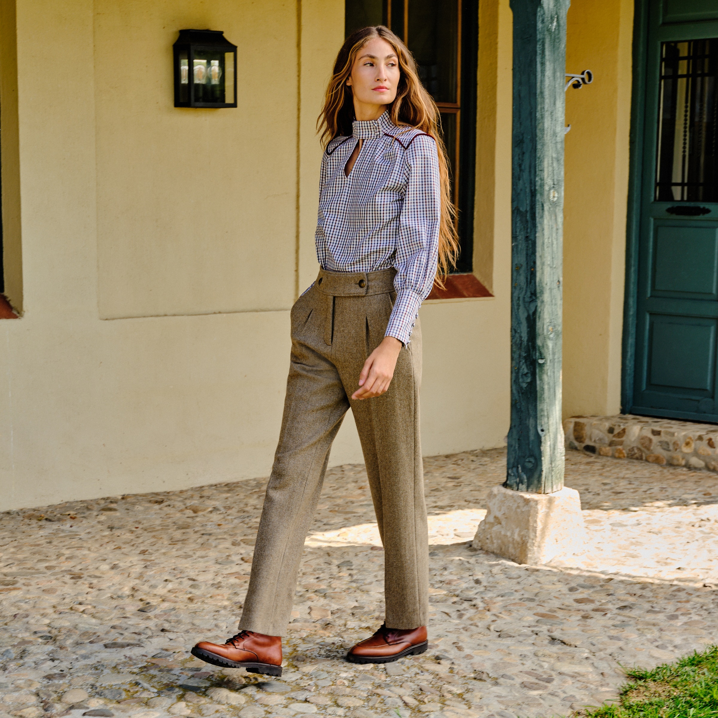 Imagem 0 de Calças Tweed Básicas de Mulher