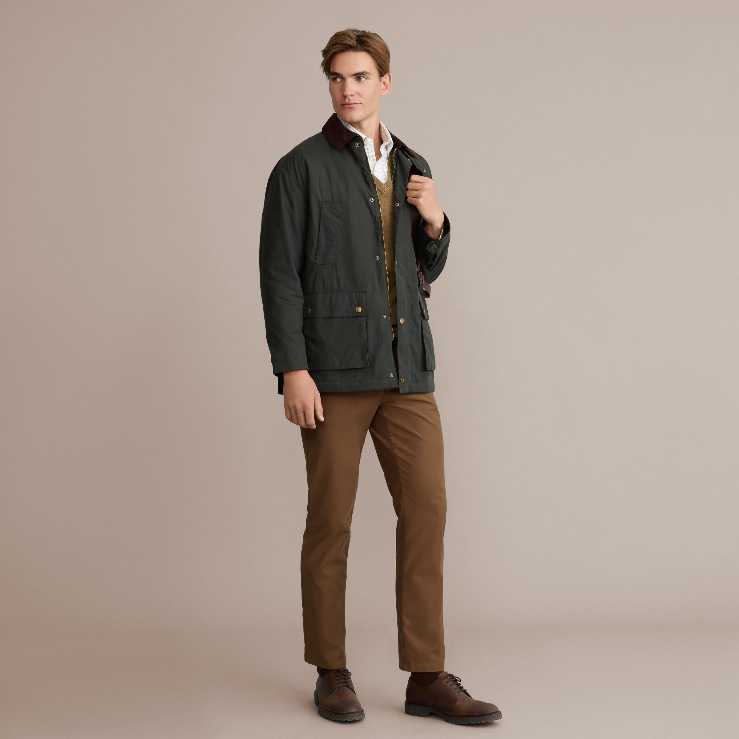 Camisola de Malha Lambswool de Homem com Gola em Bico Bege-3