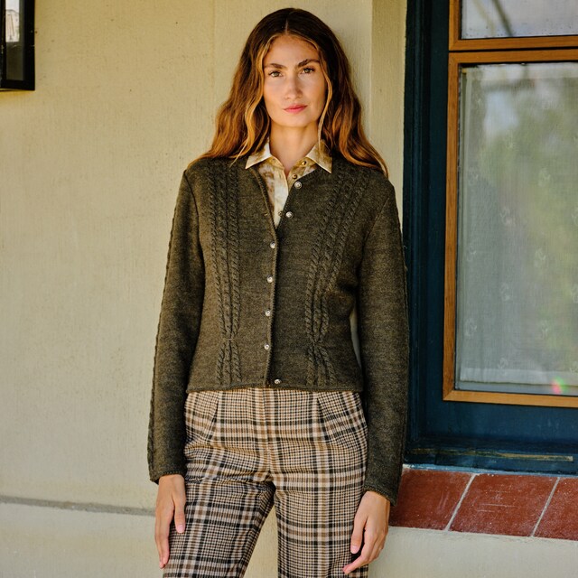 Imagen 0 de Chaqueta tricot de mujer estilo austriaco