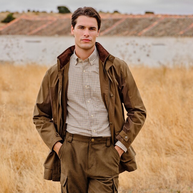 Imagem 0 de Casaco Técnico Leve de Homem