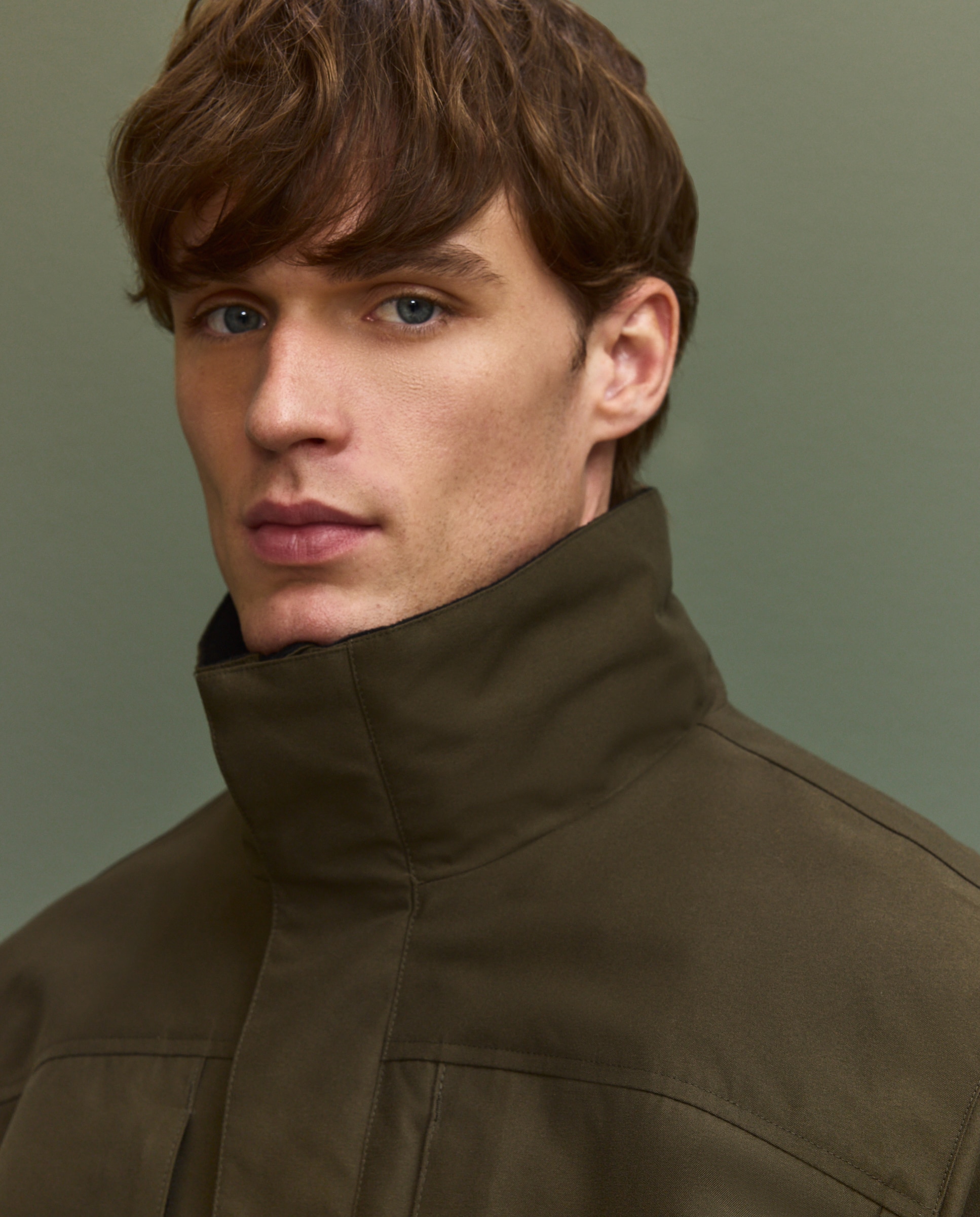 Chaqueta de hombre ligera impermeable. - Verde Verde-4