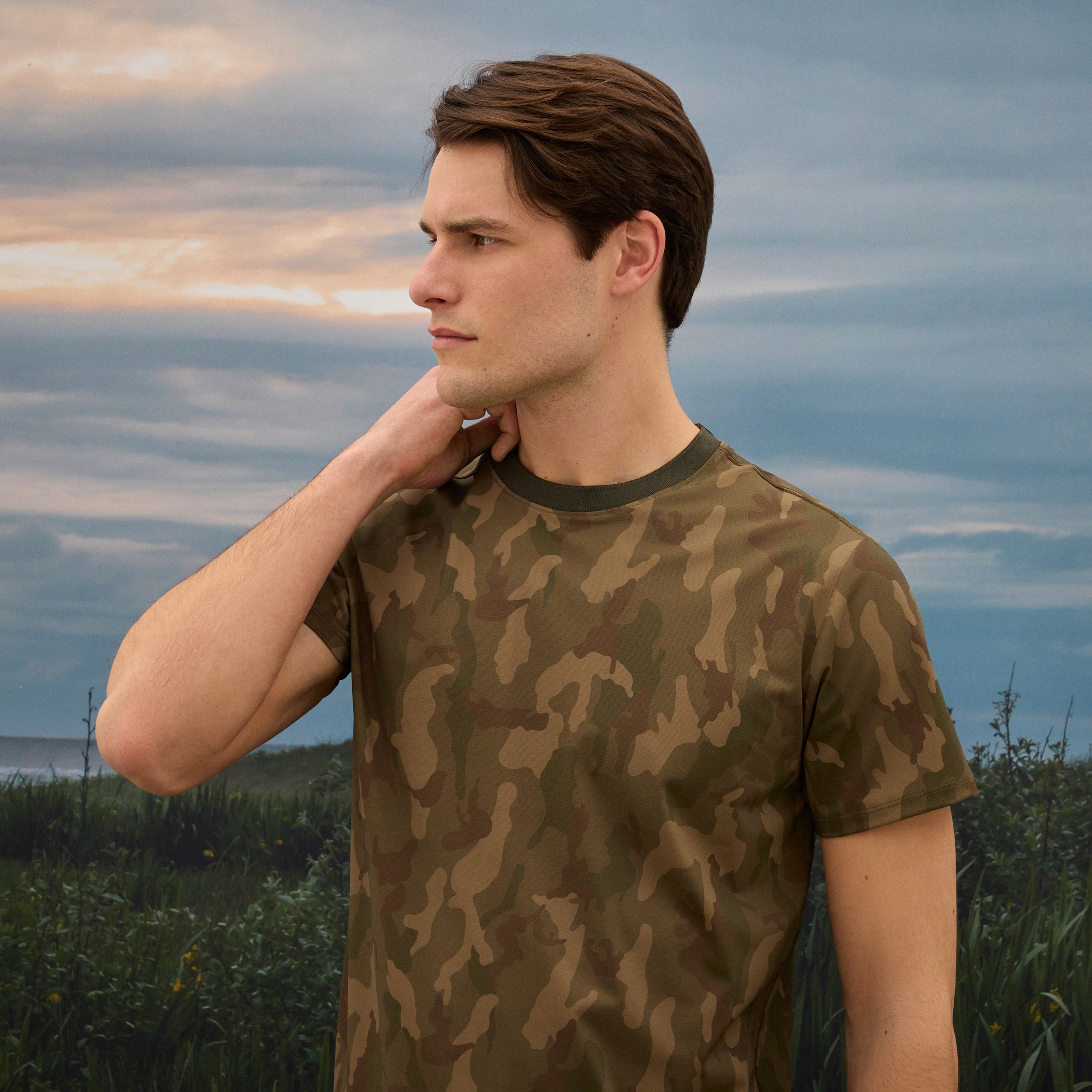 T-shirt Técnica de Camuflagem de Homem Caqui-4