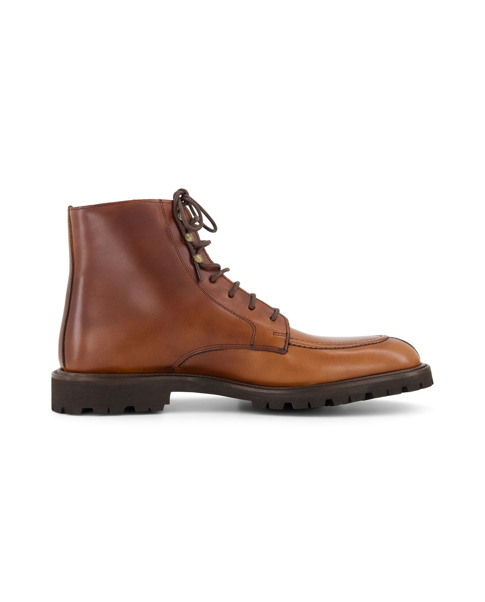 Imagem 0 de Botins de Campo com Sola Vibram