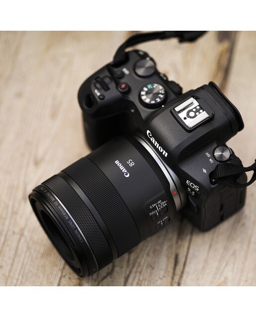Objetivo Canon RF 85mm F2 MACRO IS STM para Canon EOS R Negro-3