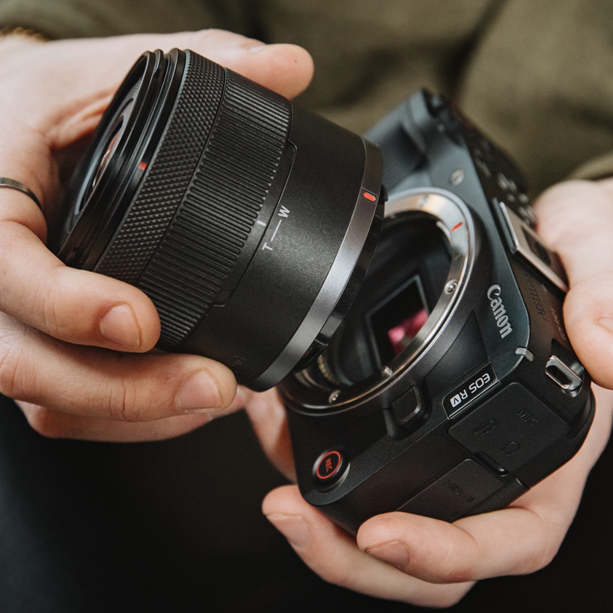 Objetivo Canon RF-S 14-30mm F4-6.3 IS STM PZ Negro-7