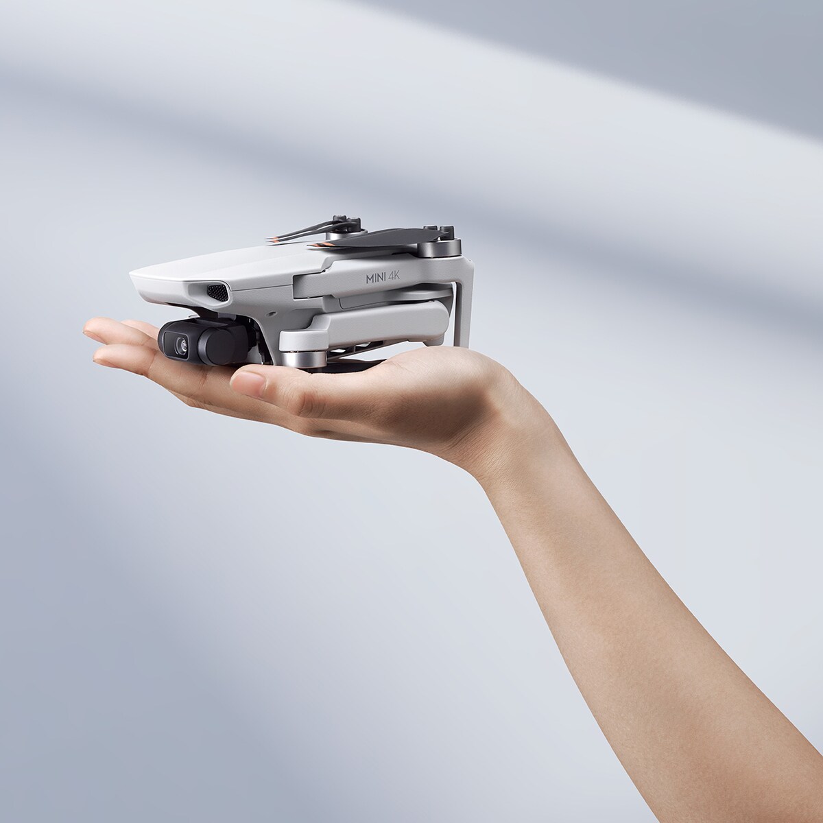 Dron con cámara DJI Mini 4K 10