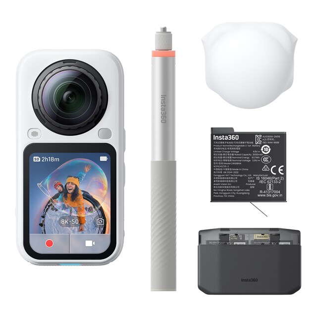 Cámara de acción Insta 360 X6 Essentials Bundle