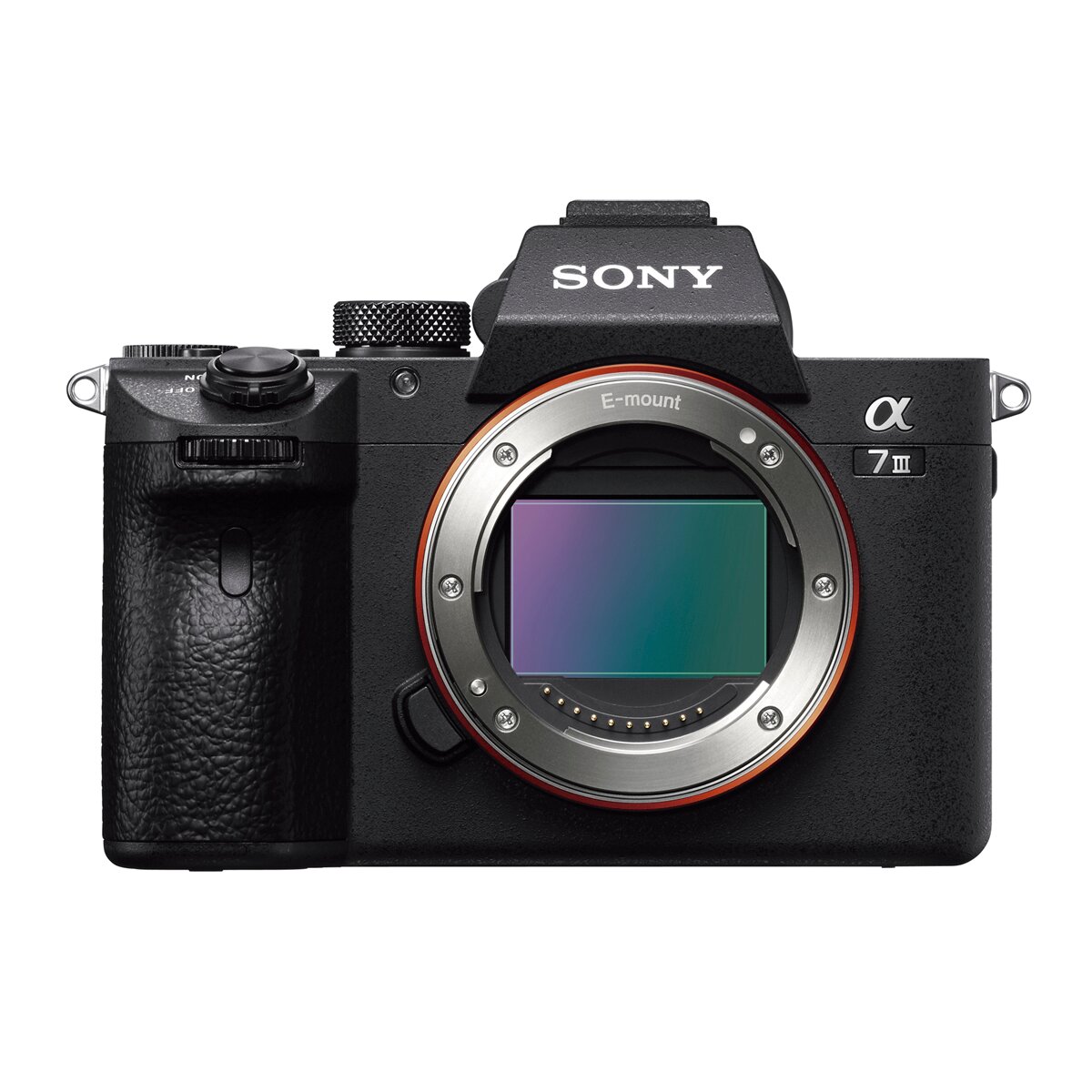 Sony Alpha 7 III. Cámara full frame con objetivo 28-70 mm f/3.5