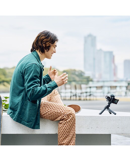 Sony ZV-1 II cámara compacta para vlogging con objetivo zoom gran angular y micrófono inteligente integrado de 3 cápsulas (ZV1M2BDI.EU) Negro-4