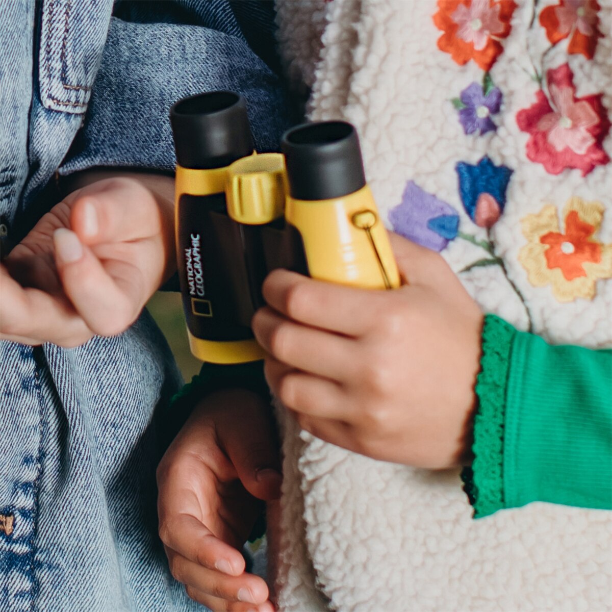 Prismáticos National Geographic 3x30  luminosos y resistentes para niños Negro-6