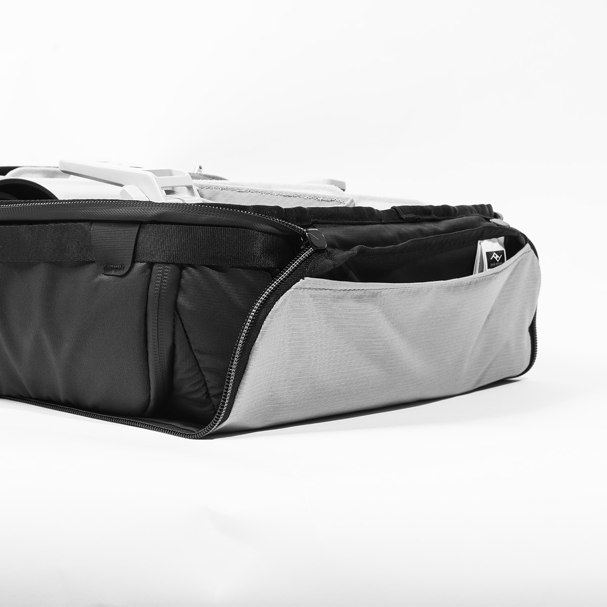 Organizador de mochilas Peak Design Camera Cube V2 Tamaño L 14