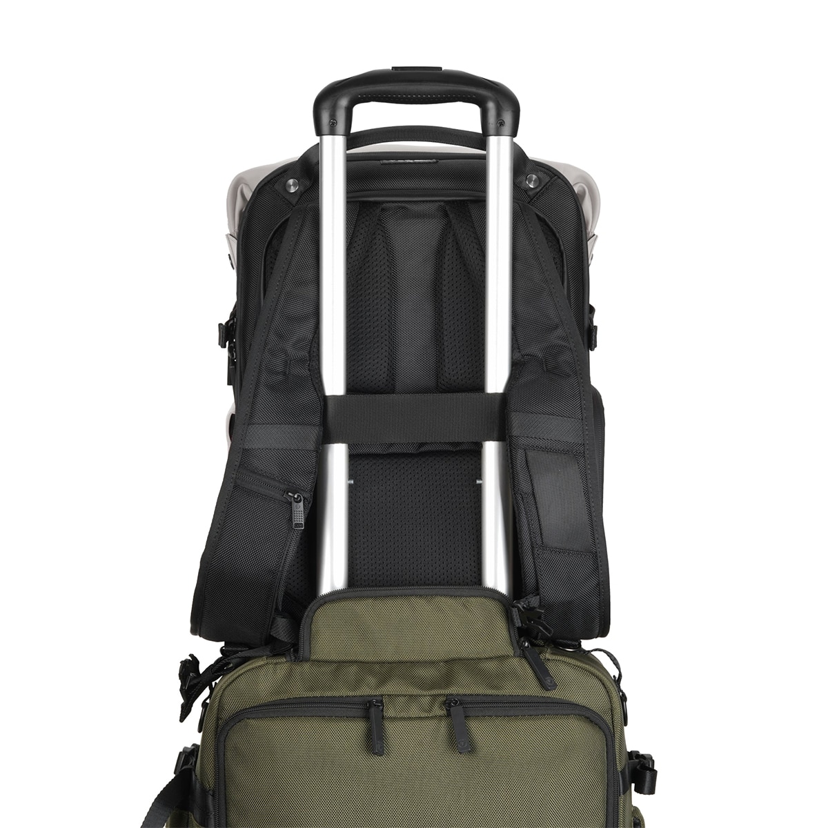Mochila Vanguard Veo Lite B20L CM Cream-12