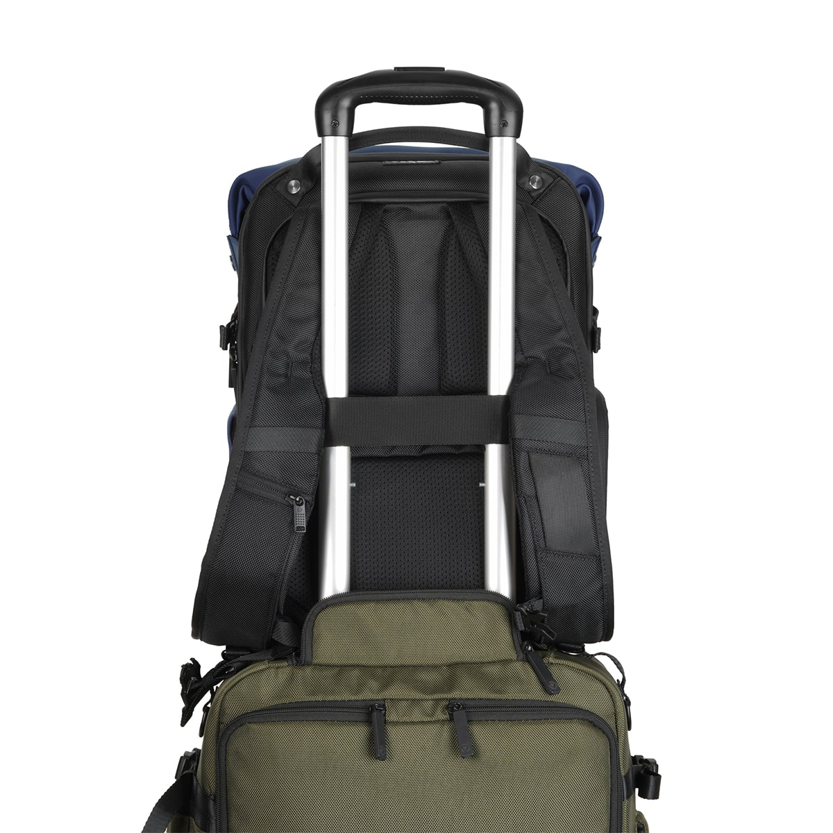Mochila Vanguard Veo Lite B20L NV Azul-12