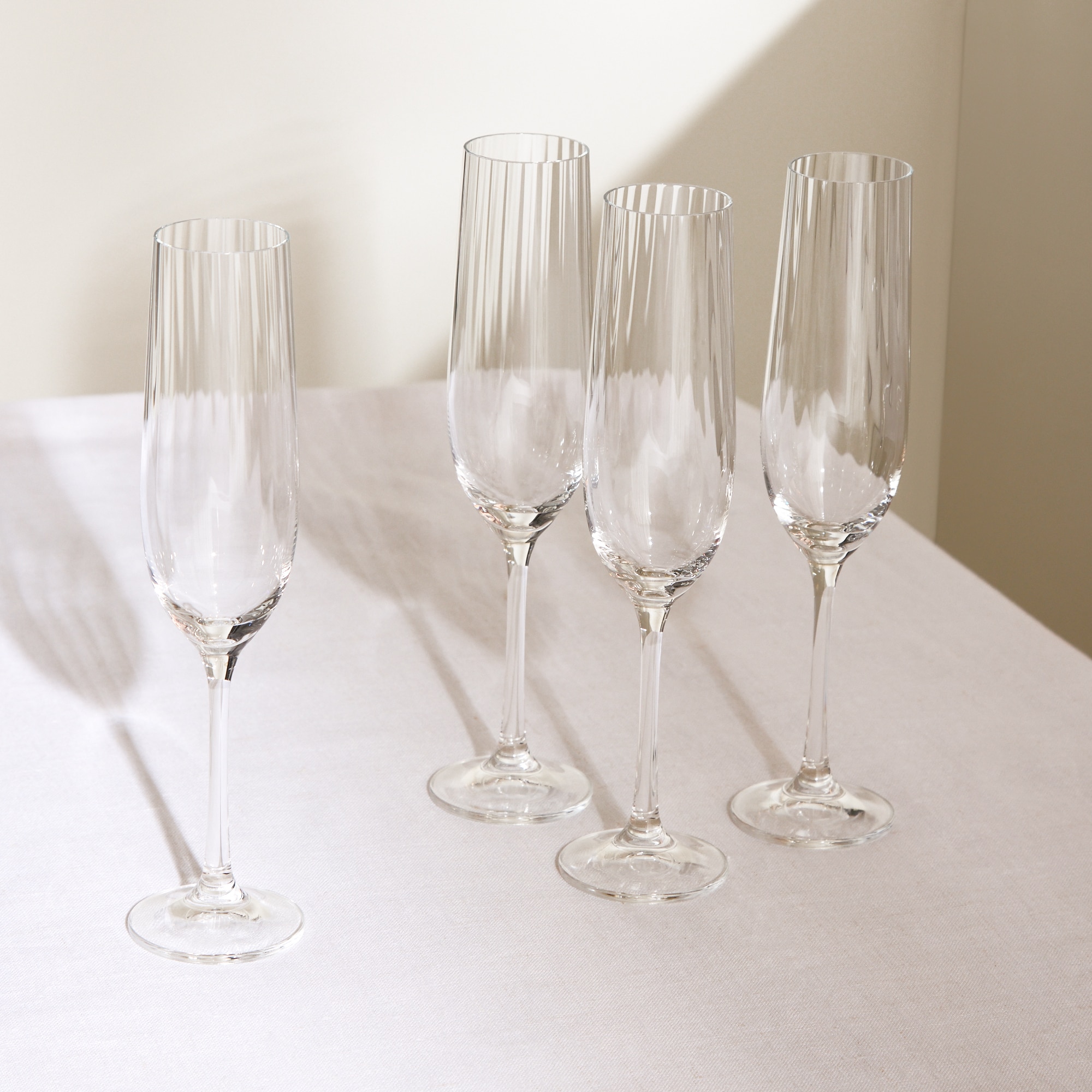 Conjunto de 4 Copos de Champanhe de Cristal Praga 1