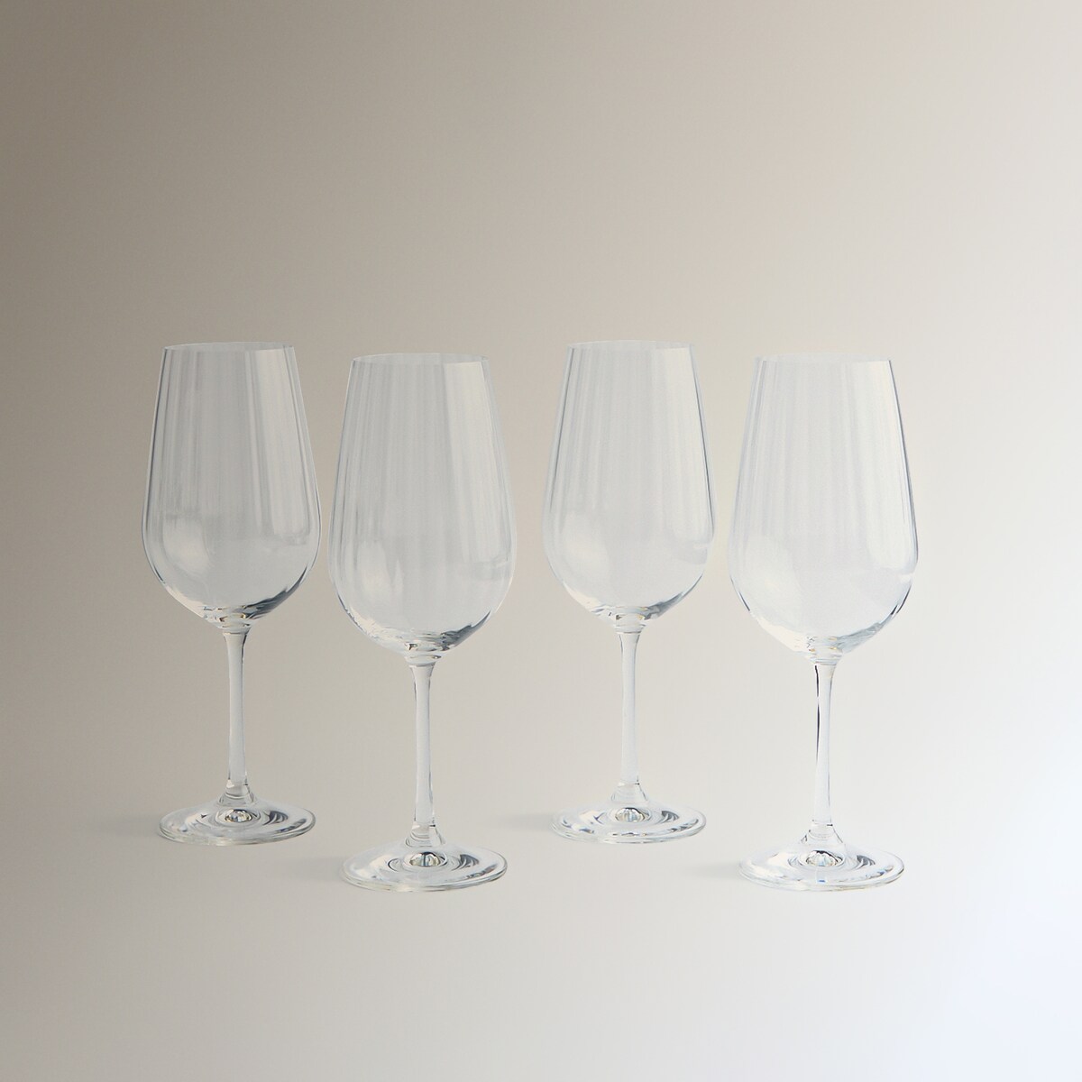Conjunto de 4 Copos de Vinho de Cristal Praga 2