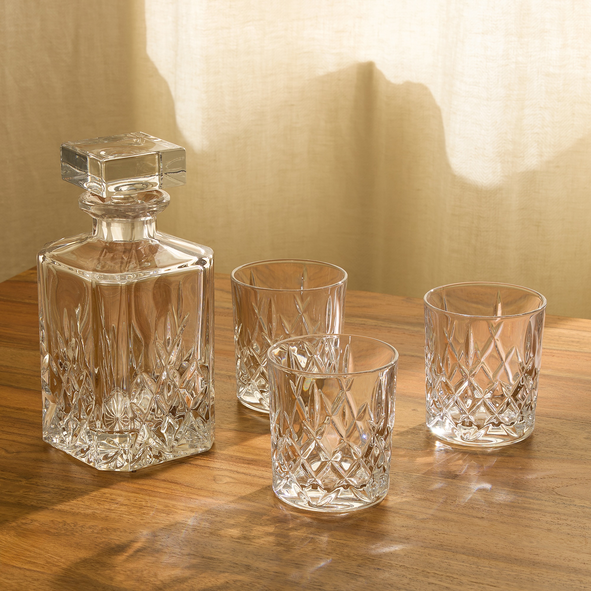 Conjunto de 6 Copos de Whisky e Garrafa Devon Transparente-1