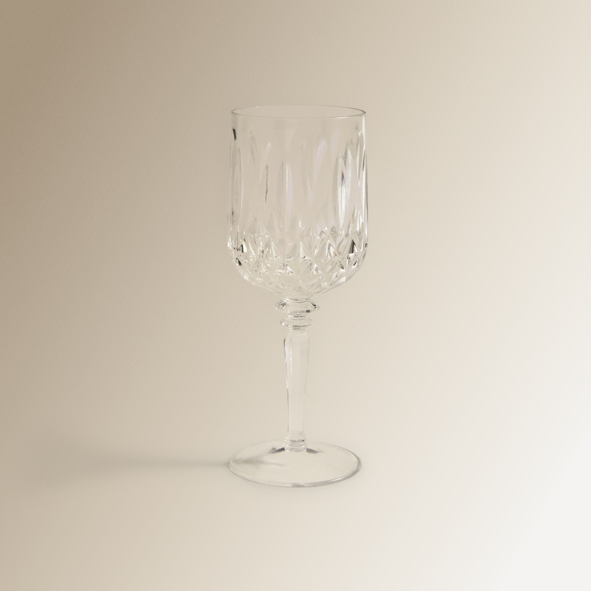 Imagem 0 de Copo de Vinho em Acrílico Clara