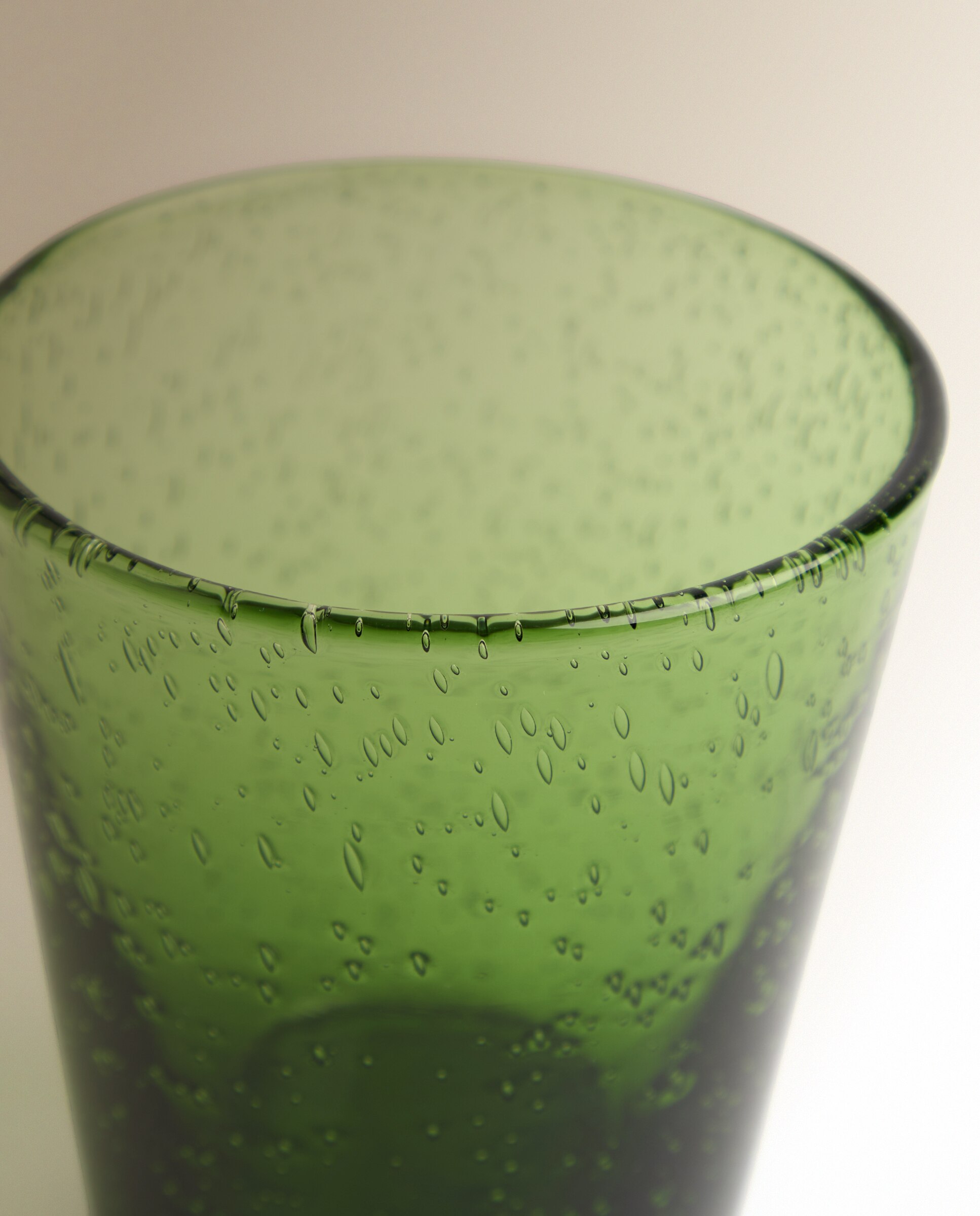 Vaso de agua de vidrio cónico Niza - Verde Verde-3