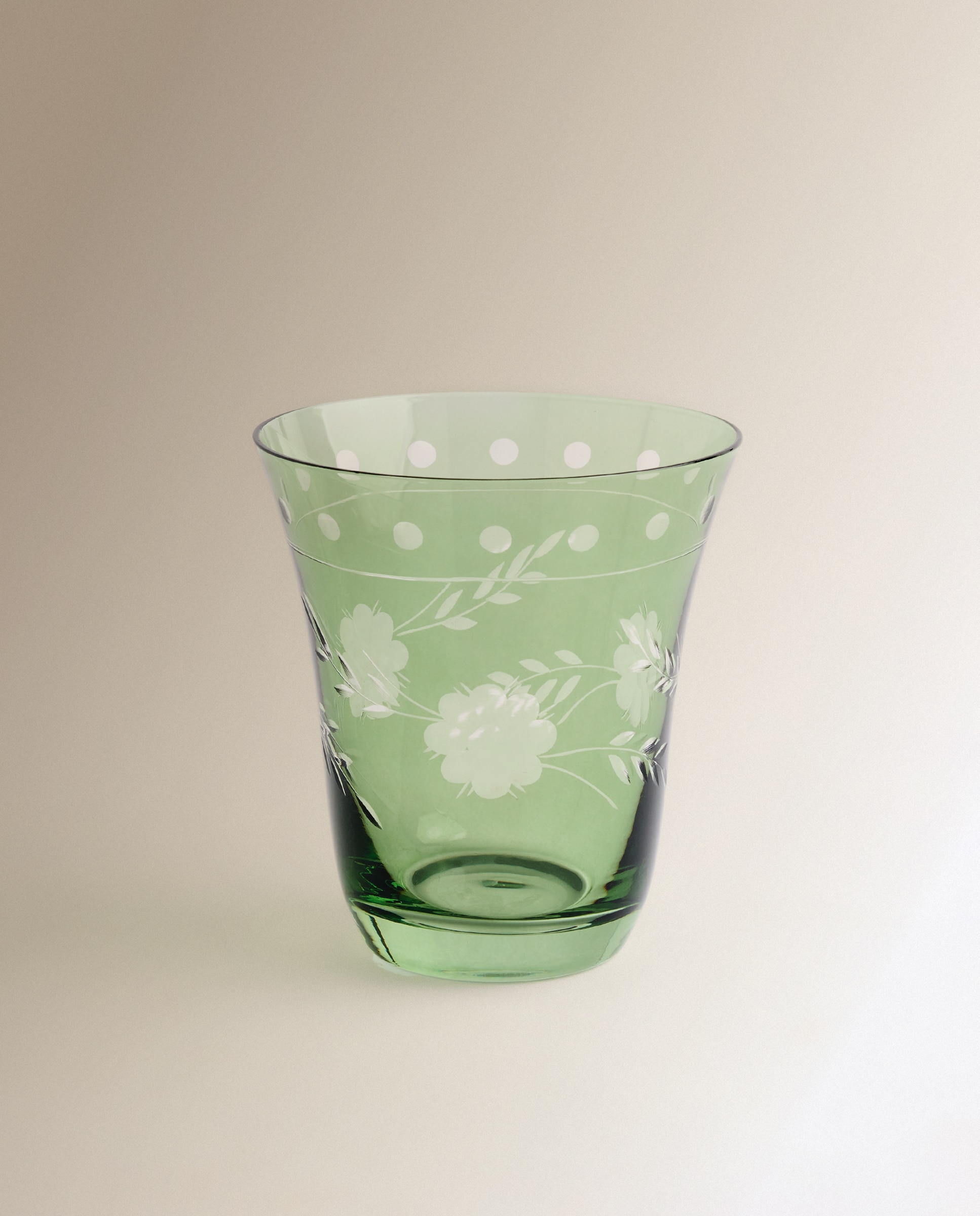 Copo de água de cristal esculpido à mão Fleury Verde-2