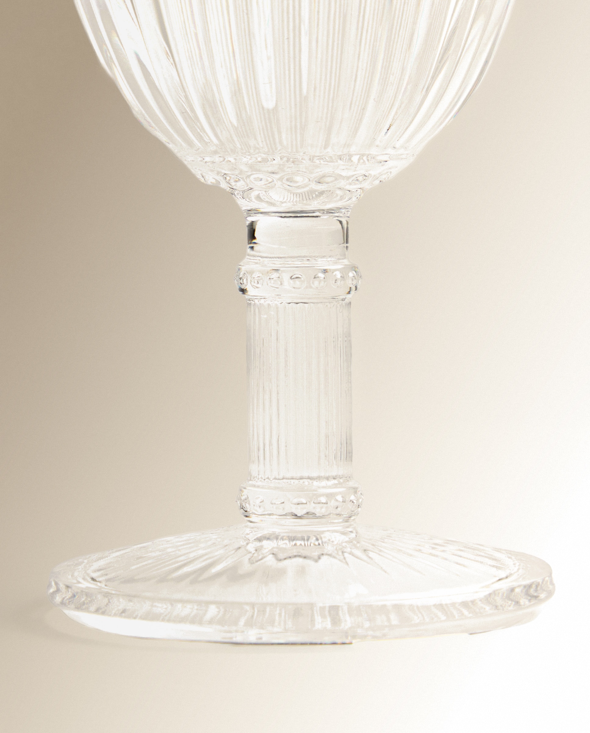 Copo de Vinho Lyon Transparente-4