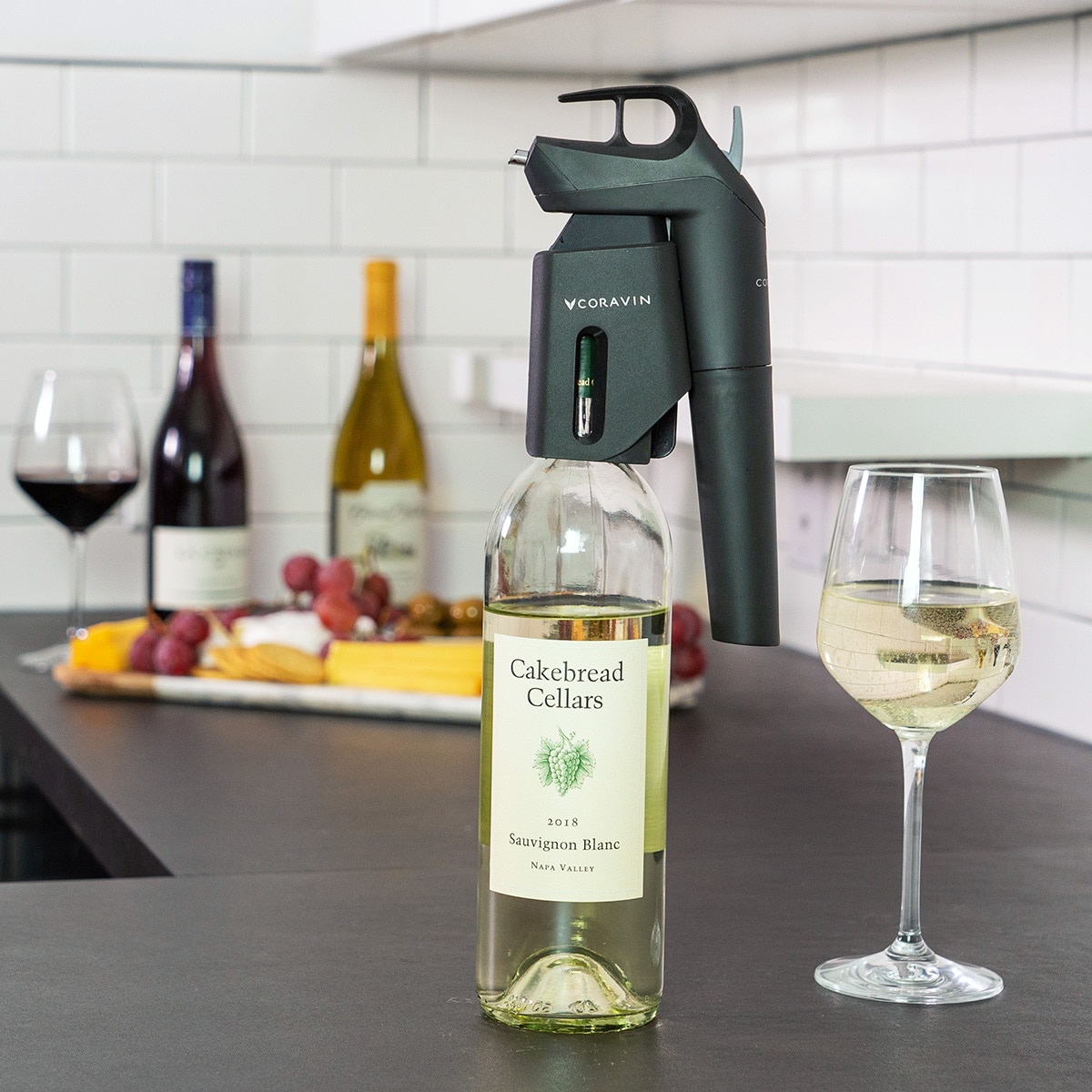 Sistema de Preservação do Vinho em Cápsulas de Gás Three + Preto-10
