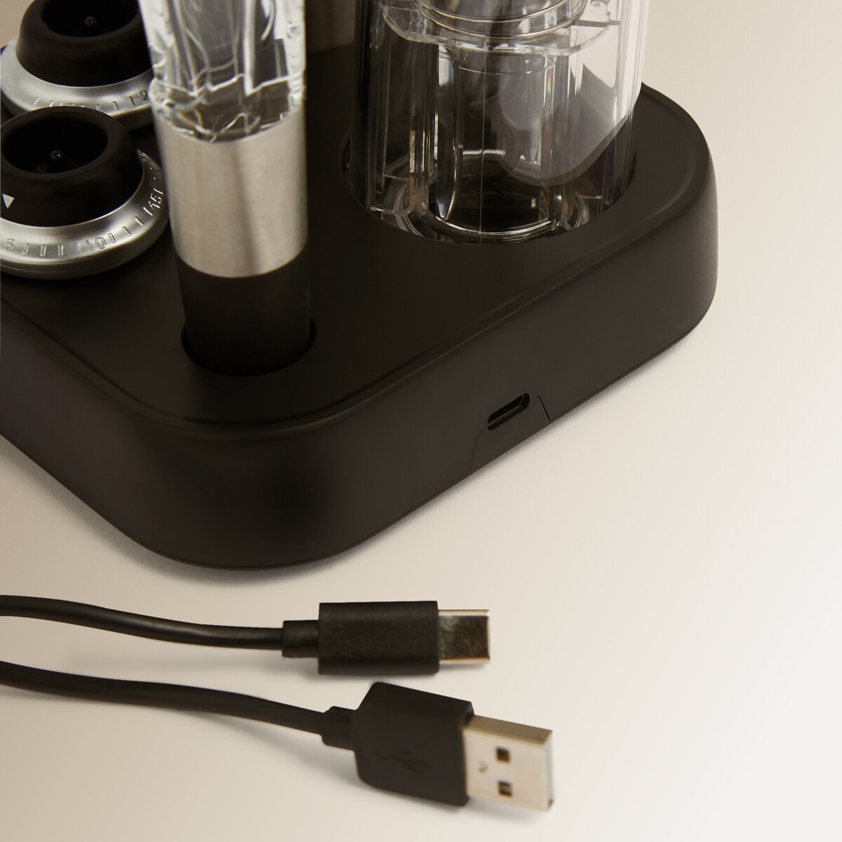 Set Premium 6 accesorios de vino + base Vinobile El Corte Inglés Acero-5