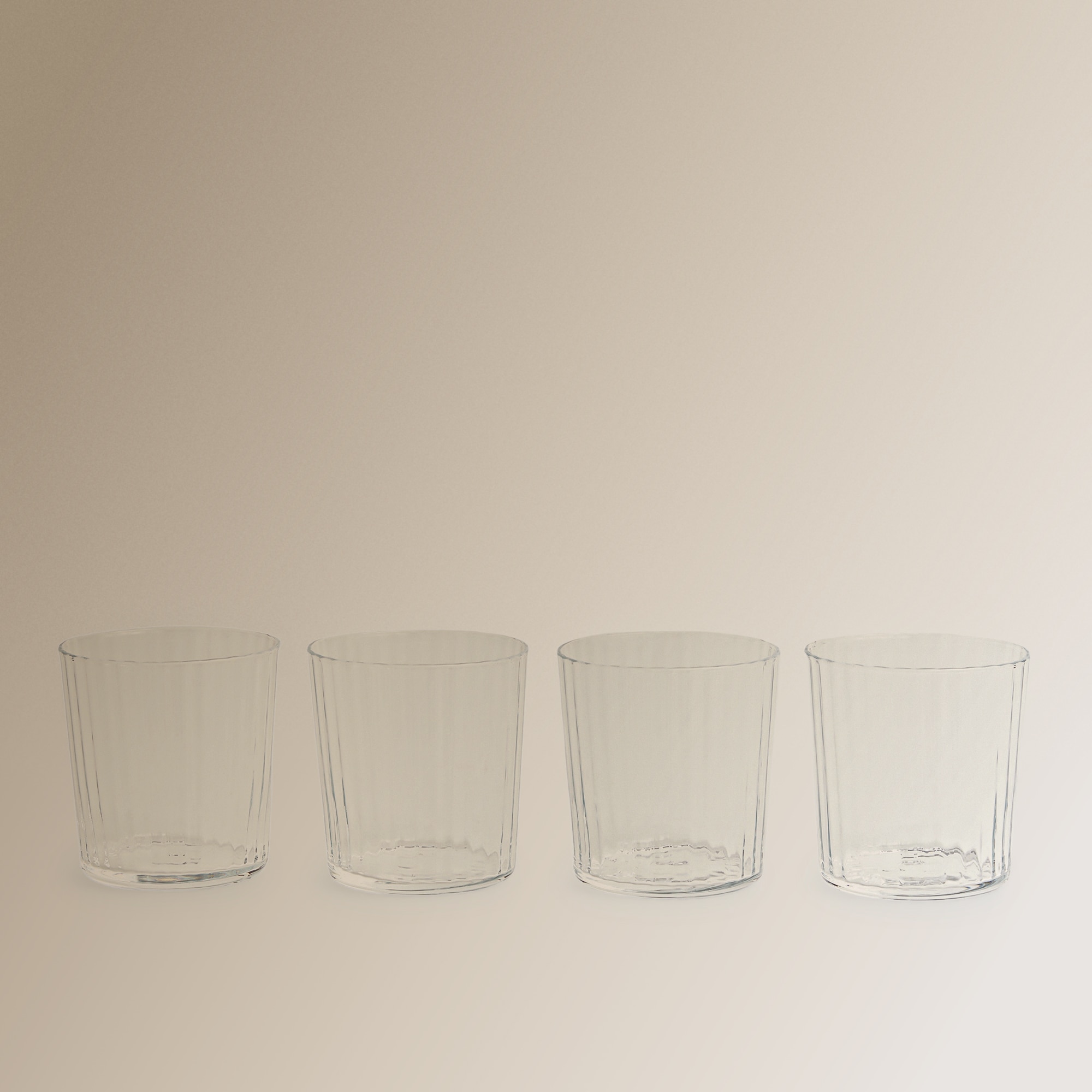 Conjunto de 4 Copos de Água Lucca Transparente-1