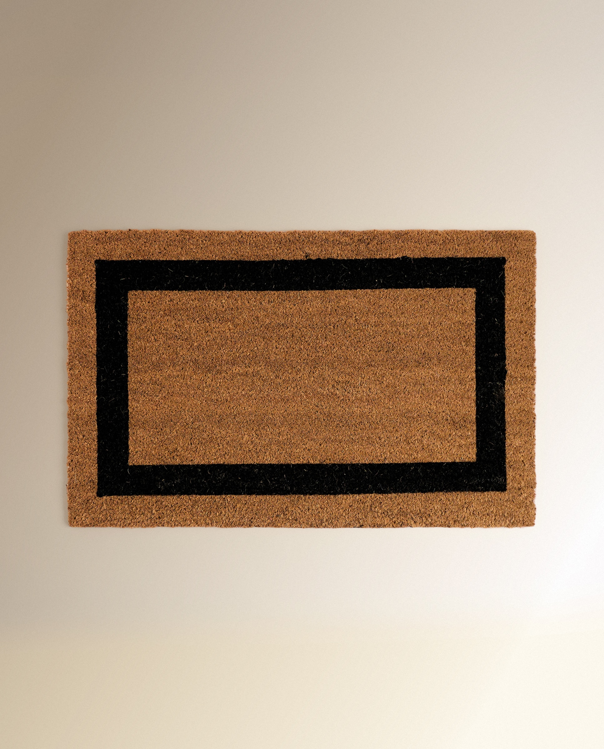 Imagem 0 de Tapete felpudo com rebordo decorativo