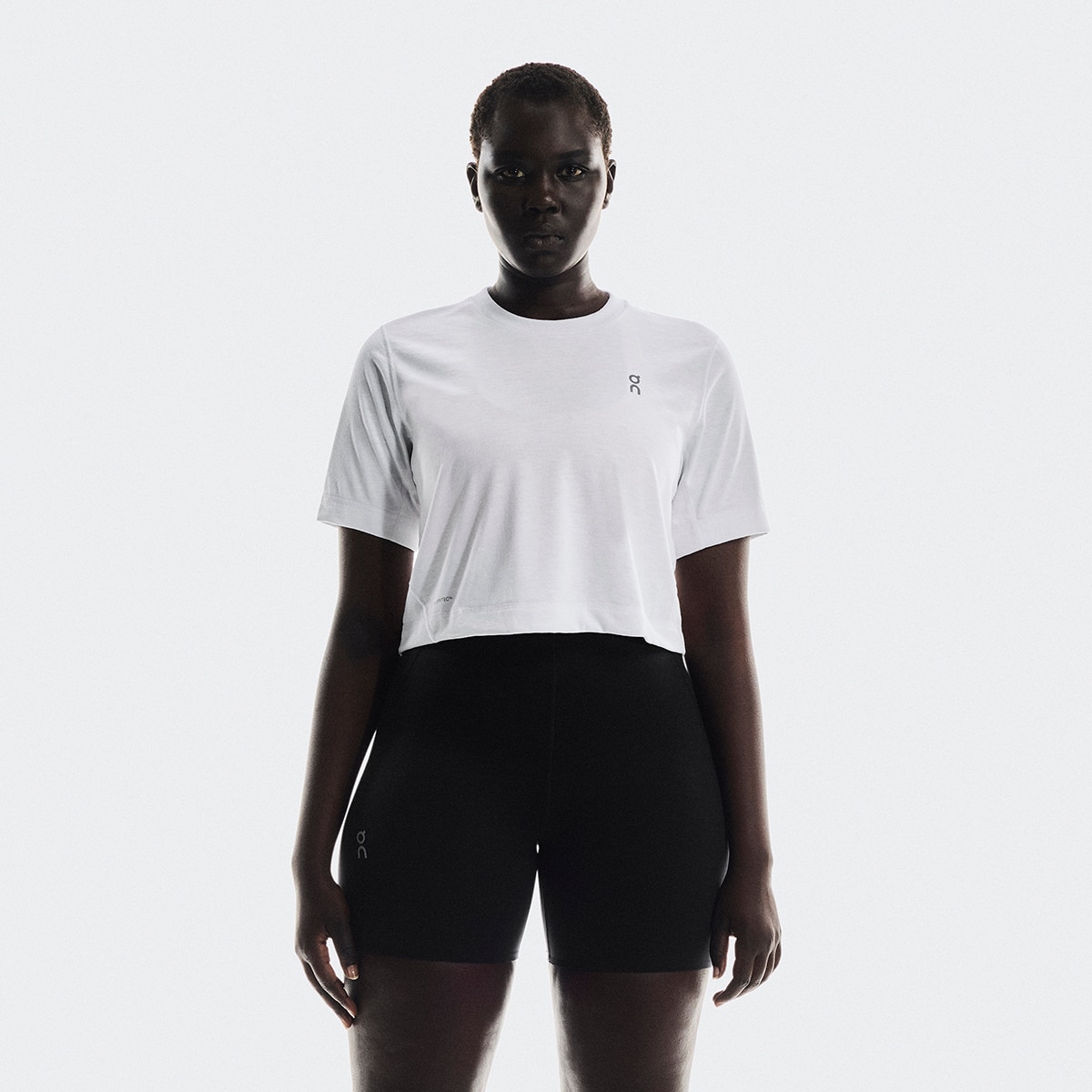 On - Camiseta de mujer Train-T Crop ON.