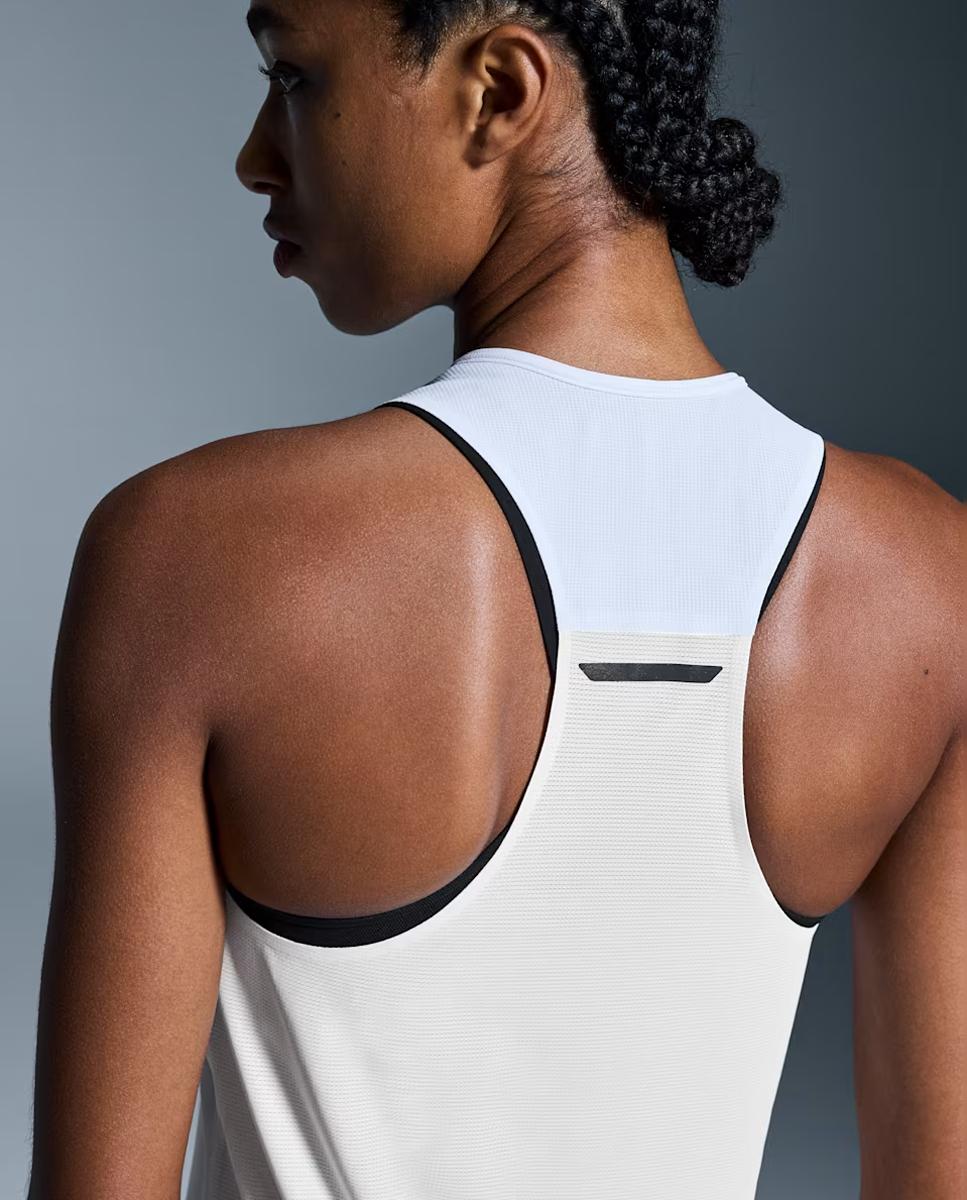 Imagen 2 de Camiseta de mujer Performance Tank ON - Blanco Blanco