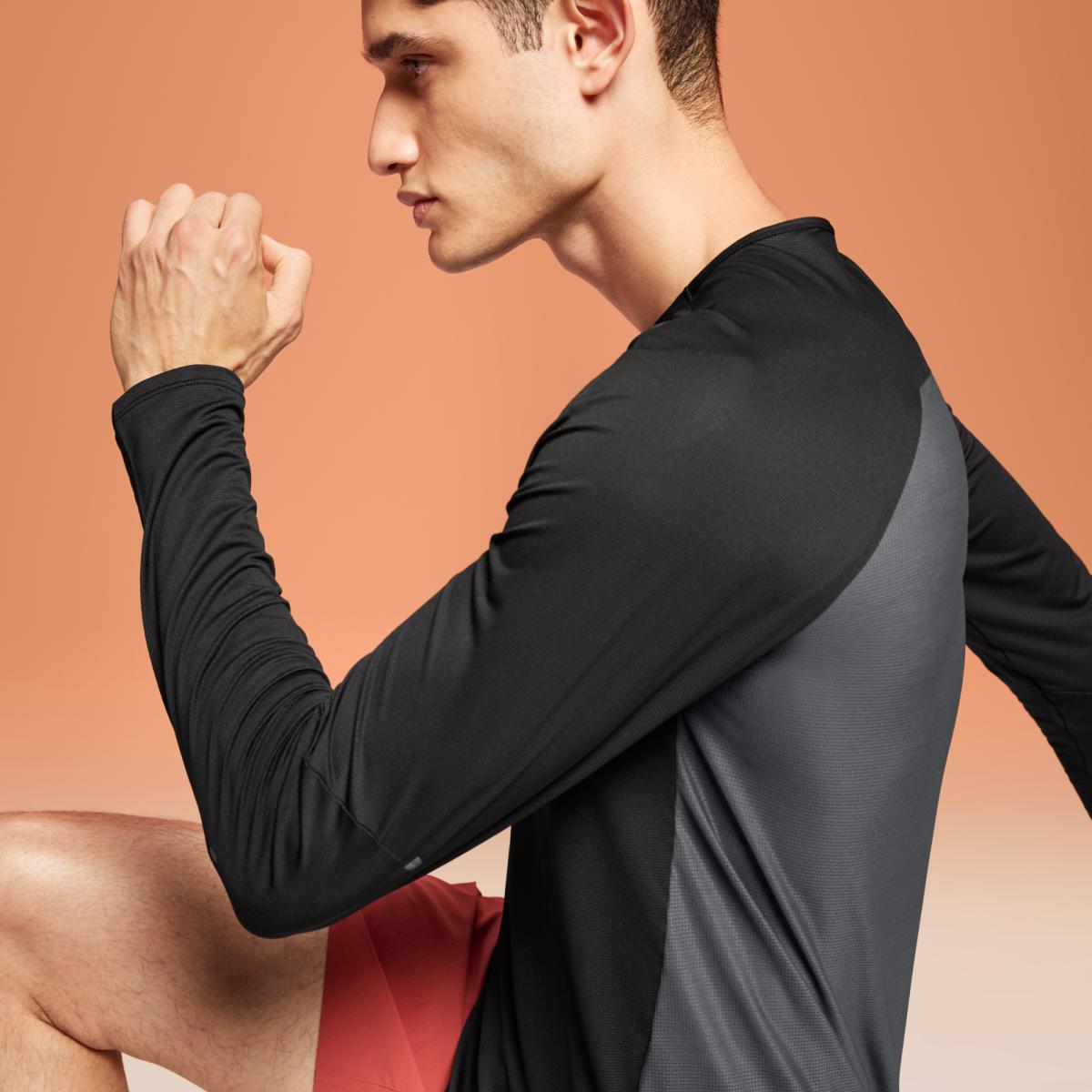 Camisetas de Hombre Performance Long-T ON - Negro Negro-3