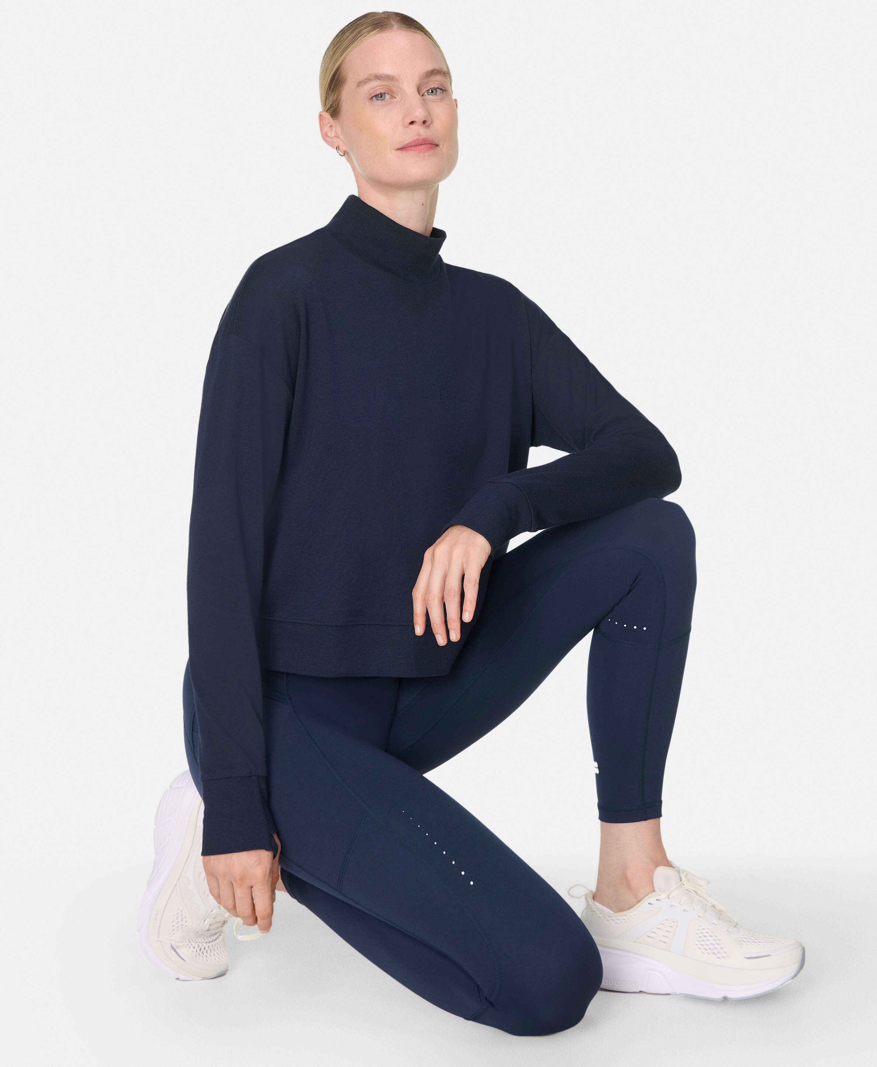 Sweatshirt de mulher After Class Funnel Neck Azul-marinho-7