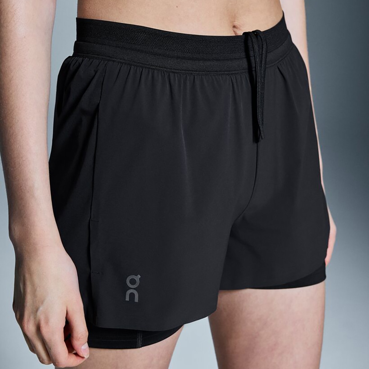 Imagen 0 de Pantalón corto de mujer 3" Performance 2/1 Shorts ON Negro