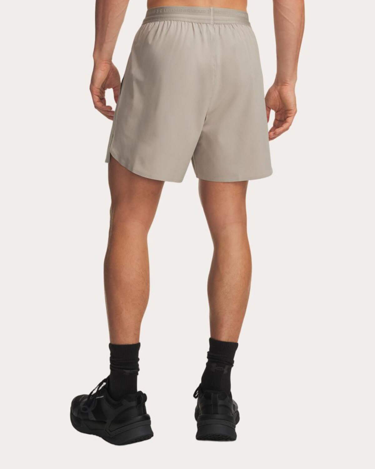 Calções de Homem UA Vanish Elite 6in Short Taupe-2