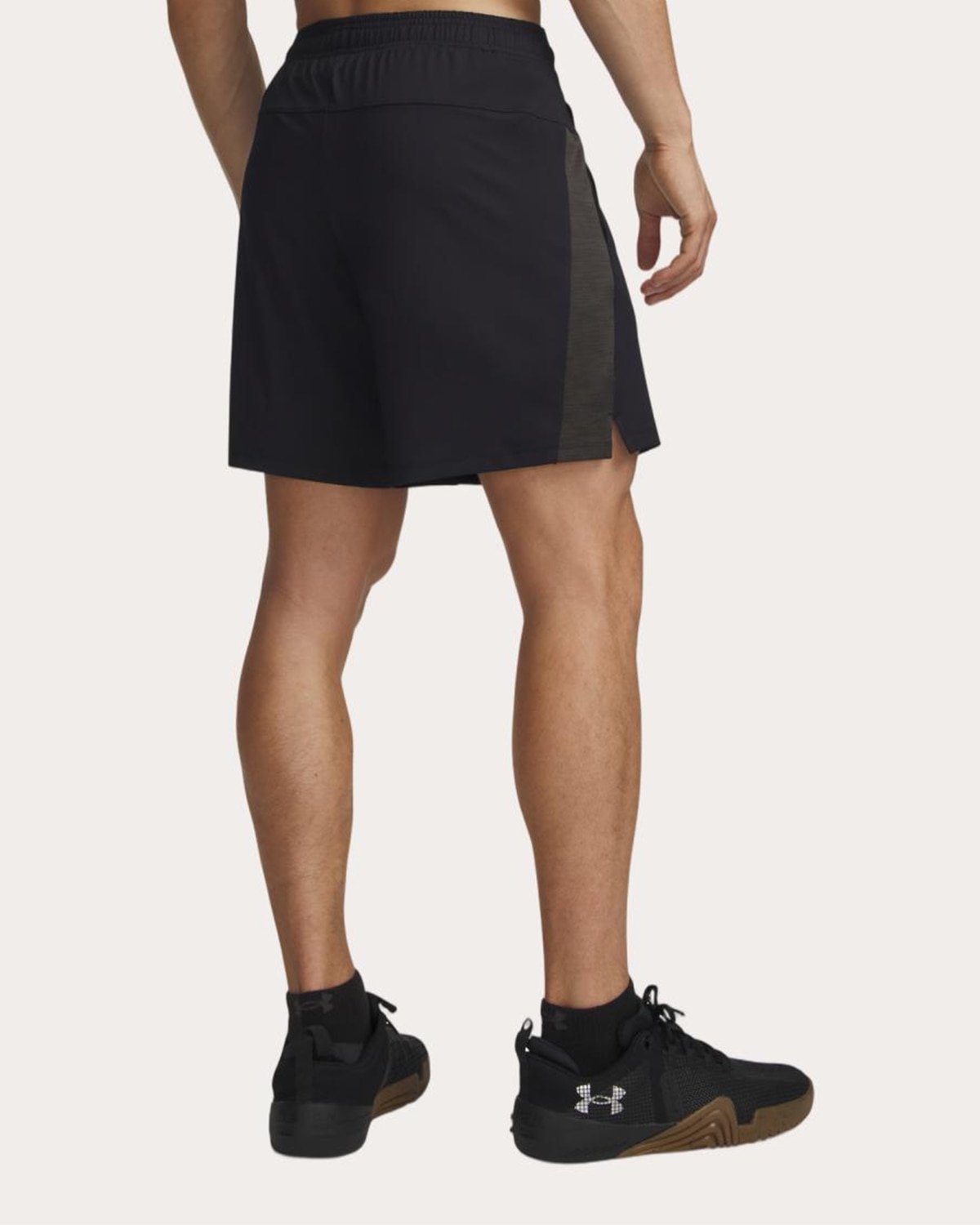Calções de Homem Tech Vent 7in Shorts New Preto-2