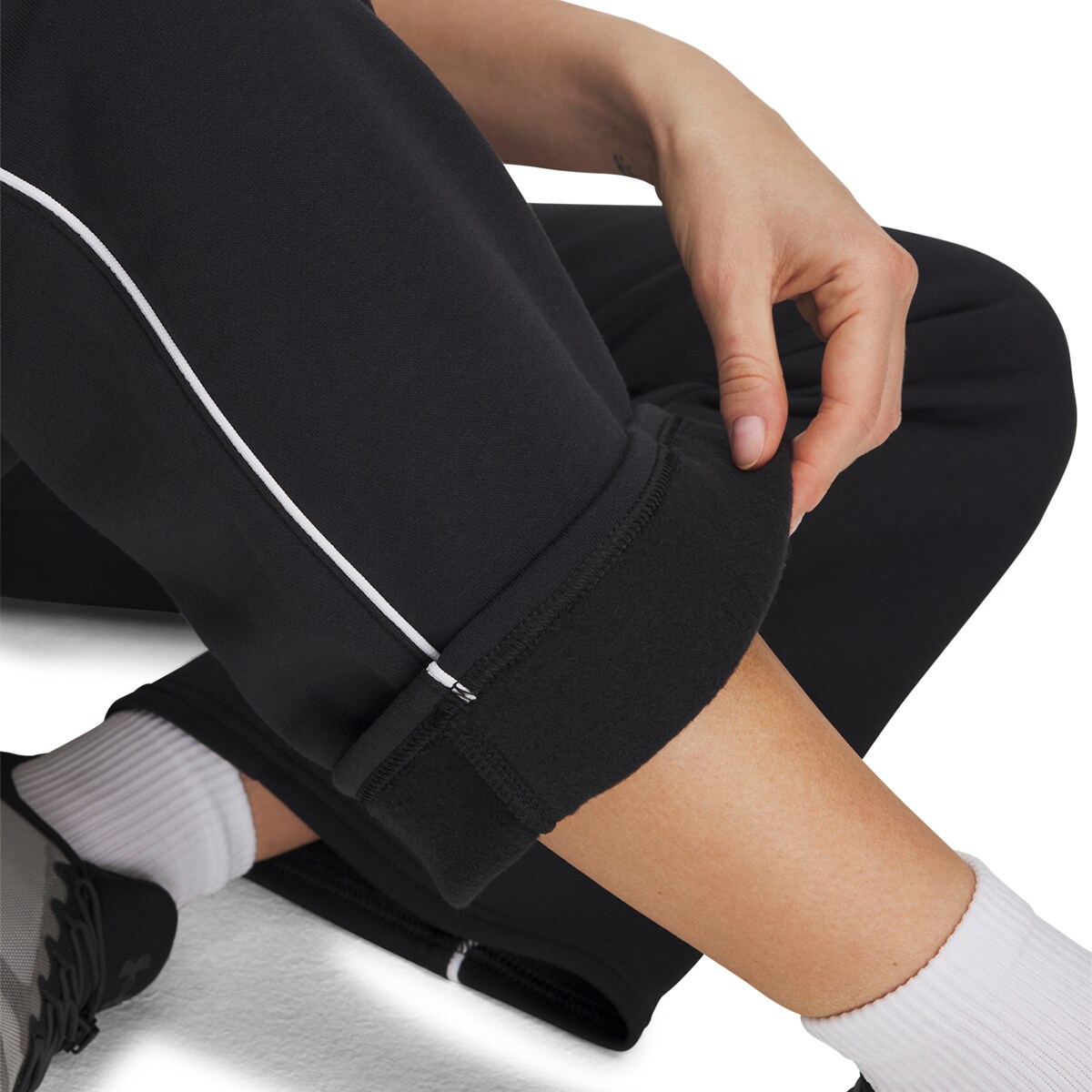 Calças de Mulher UA Rival Flc Piped Pant Preto-3