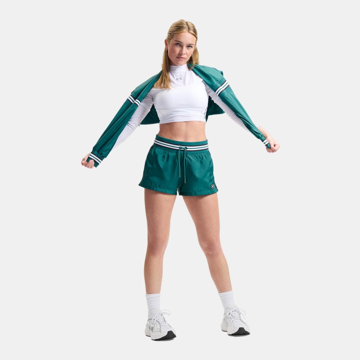 Calções de Mulher Casual Icon Wvn Heritage Short Verde-escuro-6