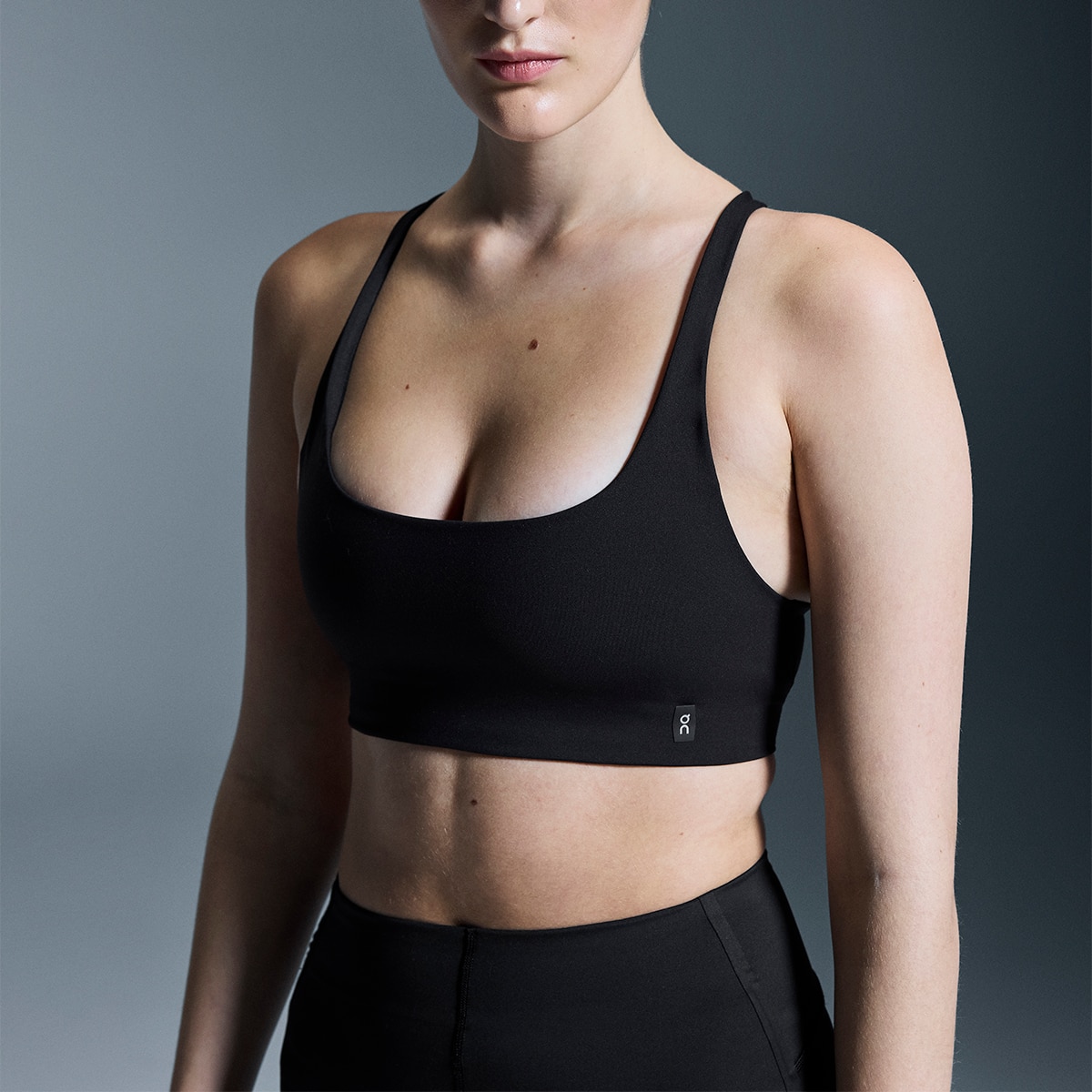 Top deportivo de mujer Studio Bra On - Negro Negro-4