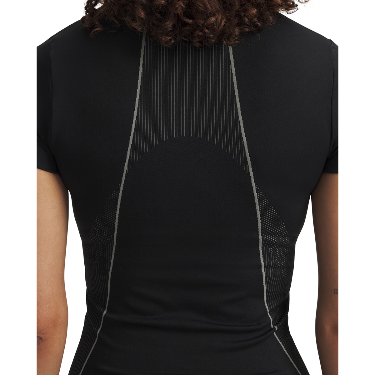 T-shirts de Mulher Training UA Vanish Seamless SS Preto-3