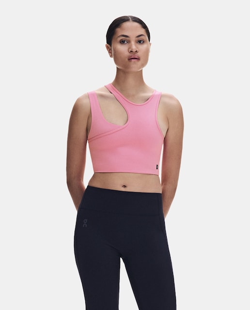 Camiseta de mujer Studio Asymmetric Crop ON