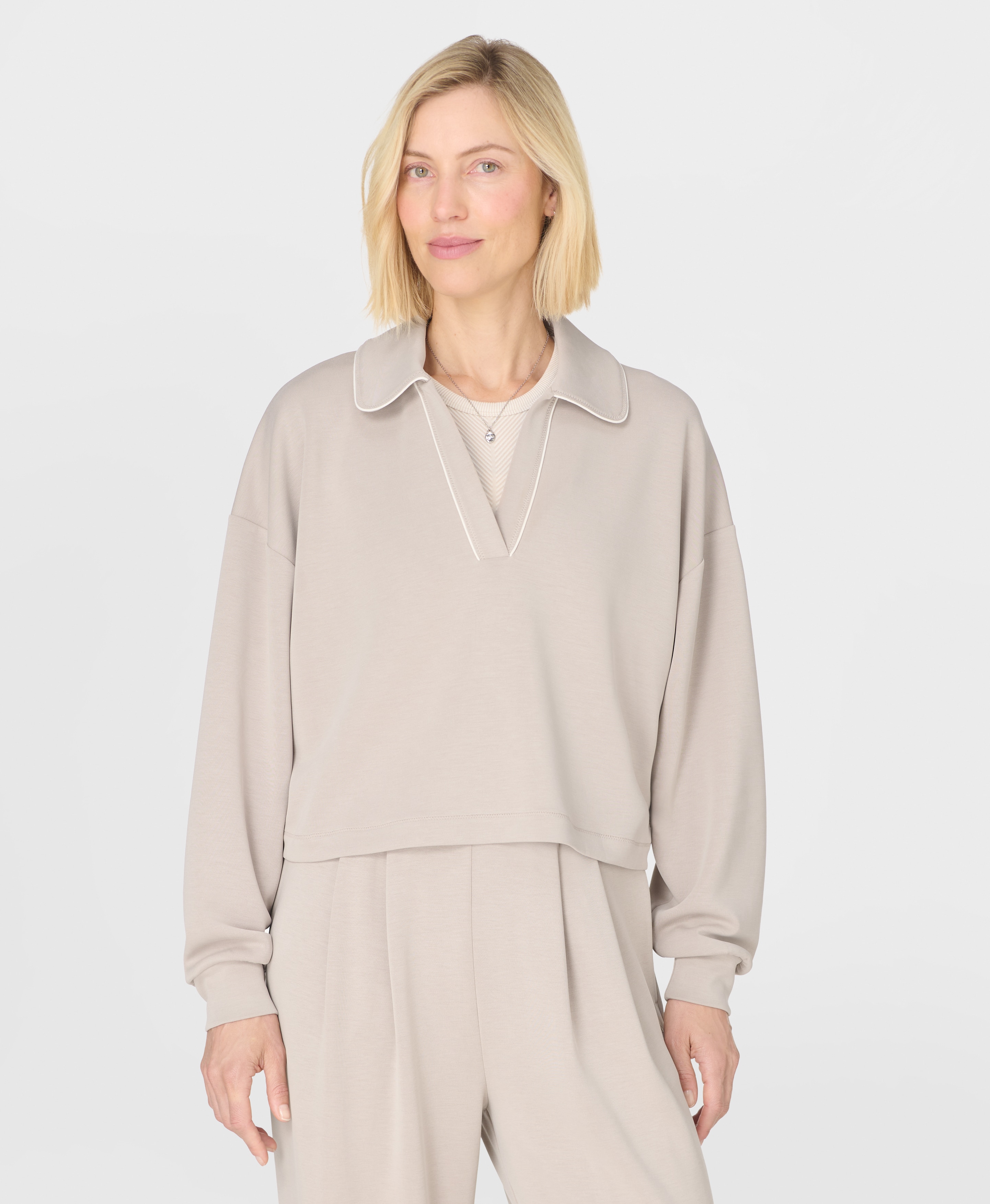 Imagem 0 de Sweatshirt de Mulher Sand Wash Crop Henley Sweatshirt
