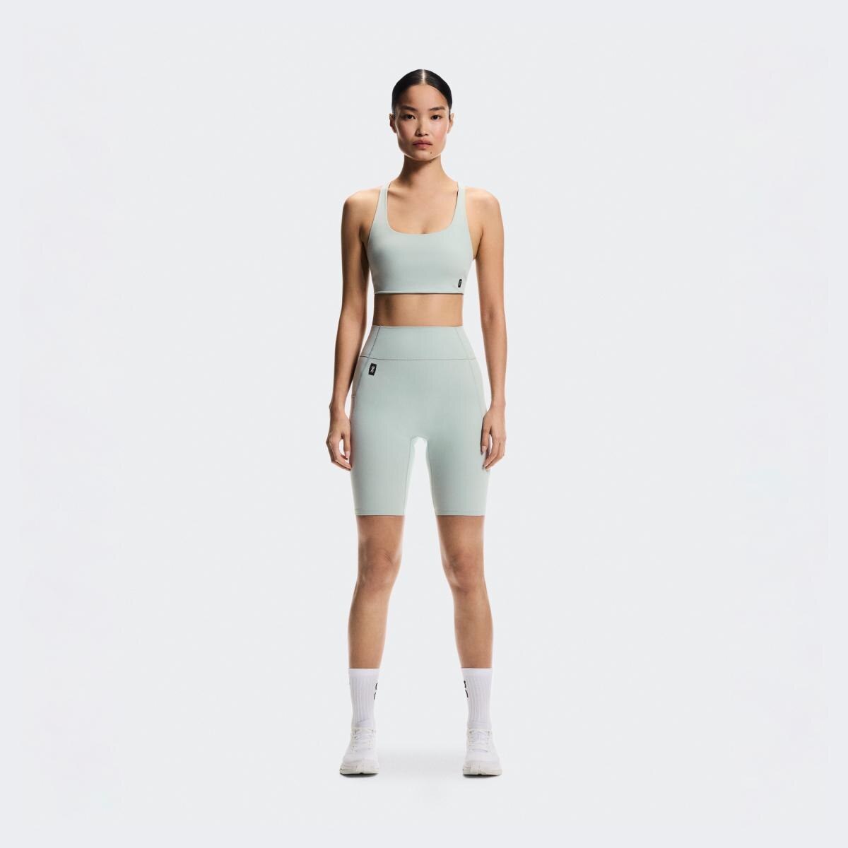 Malla corta de mujer Studio Tights Short On - Verde Verde-3