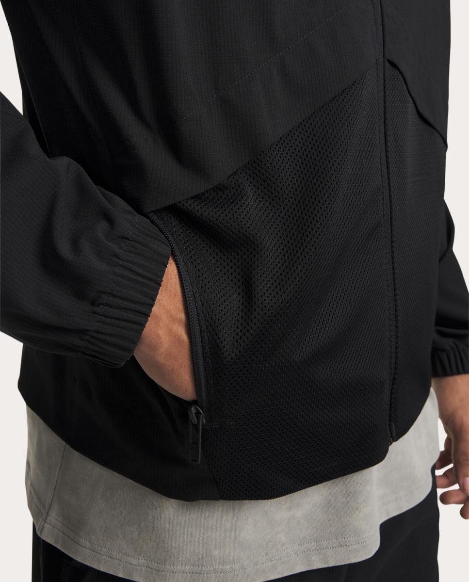 Sweatshirt de Homem Unstoppable Airvent Jkt Preto-3