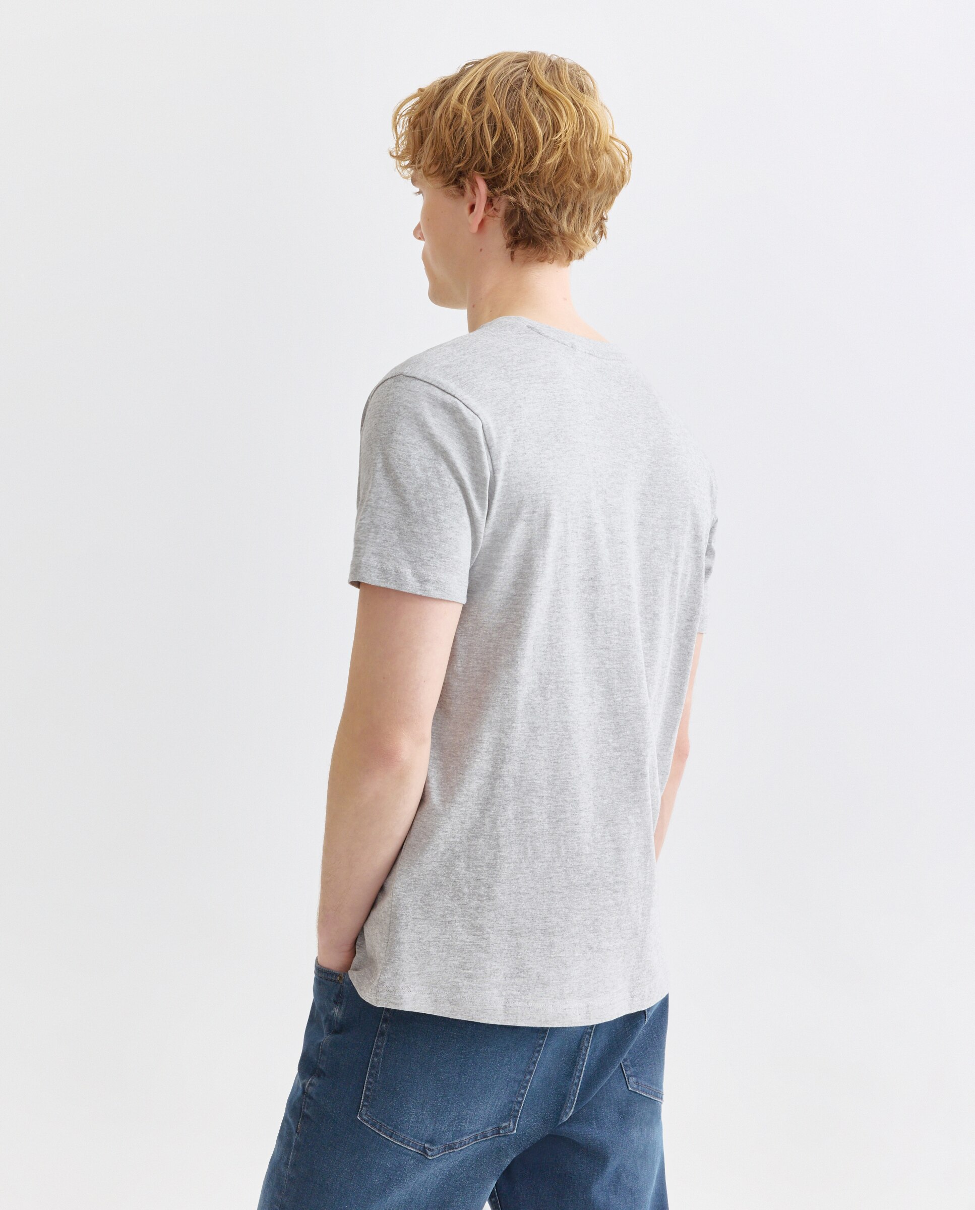 Camiseta de hombre manga corta cuello pico básica 820 Gris medio-3