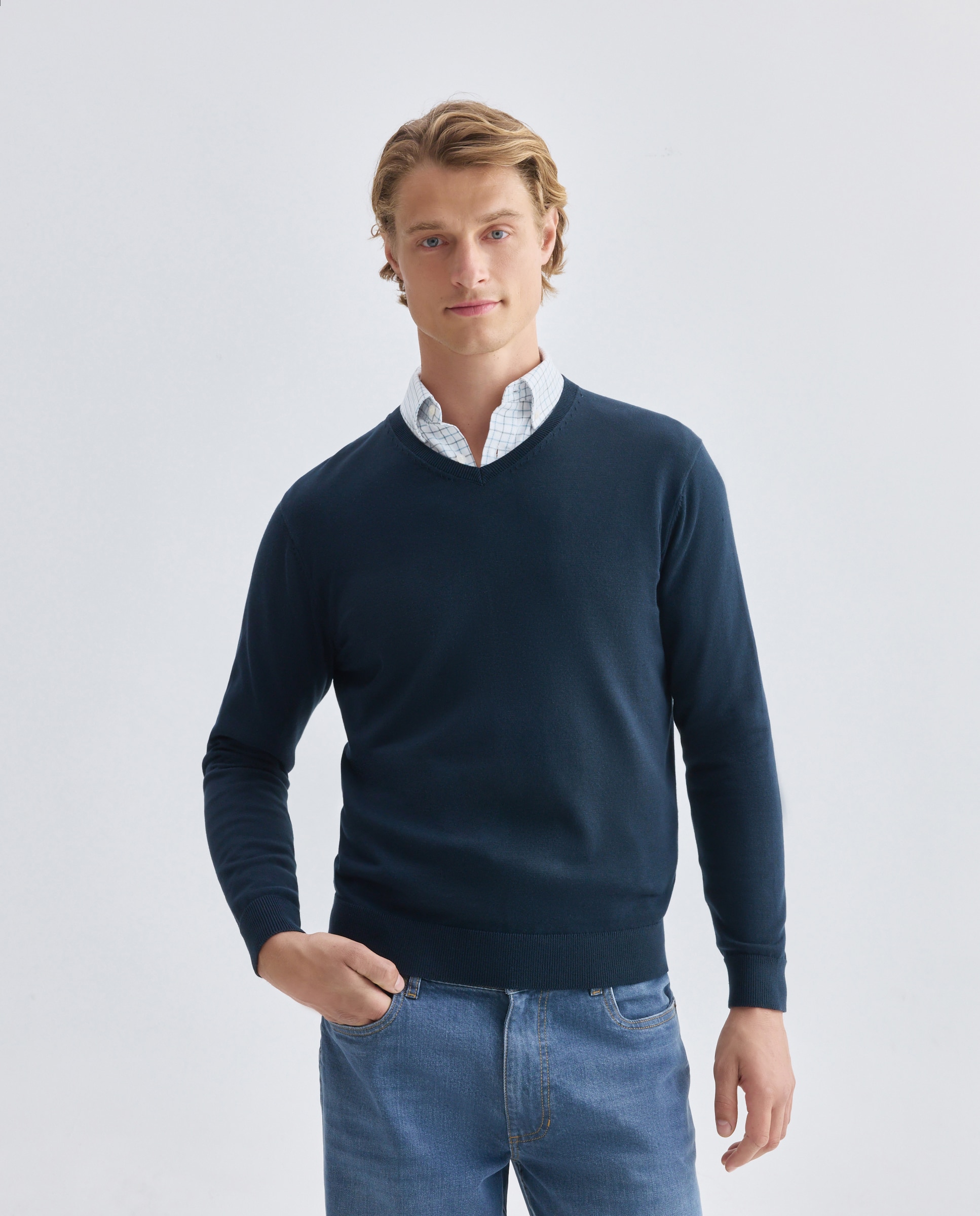 Imagen 0 de Jersey de hombre cuello pico liso 100% Algodón