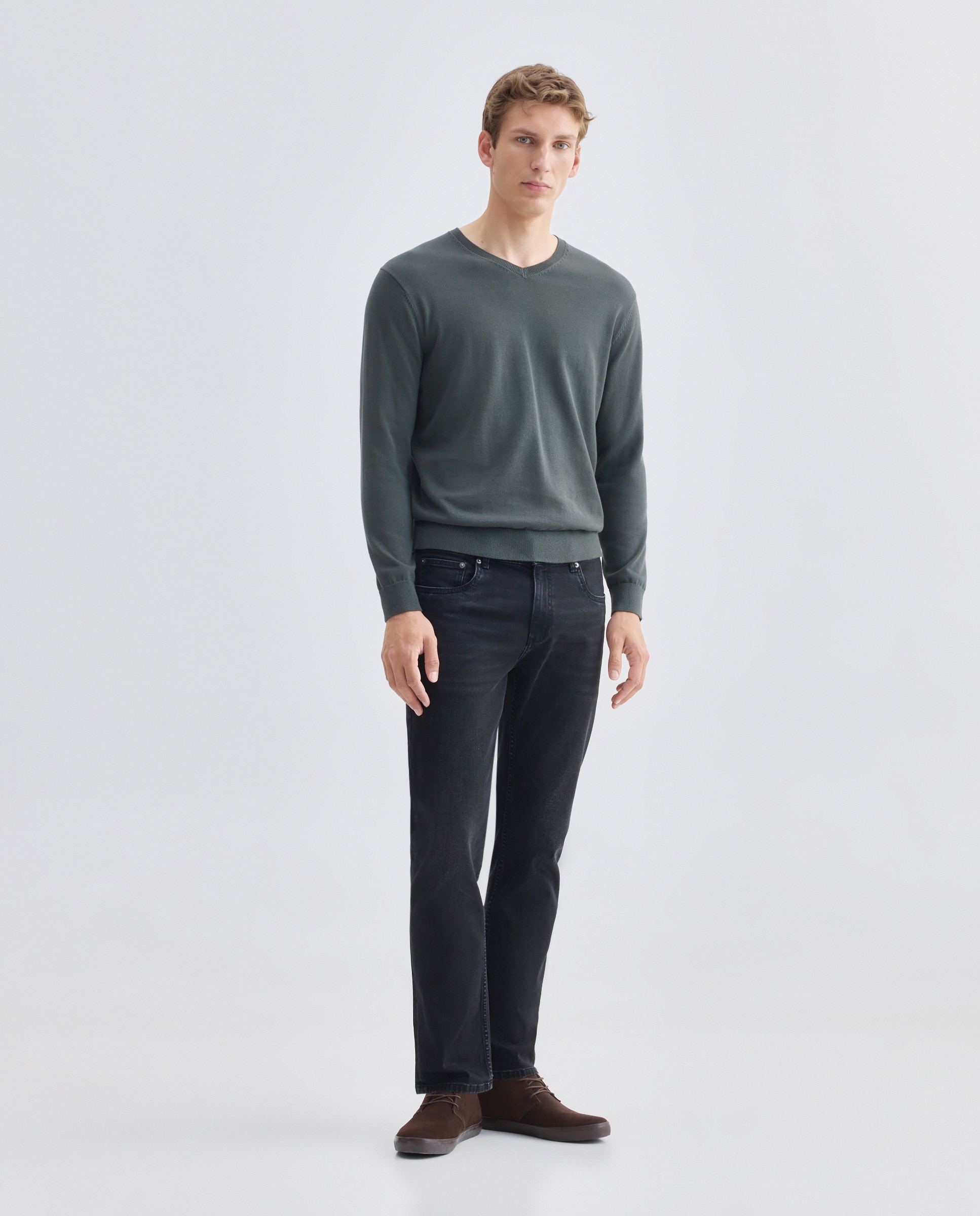 Jersey de hombre cuello pico liso 100% Algodón 530 Verde oscuro-2